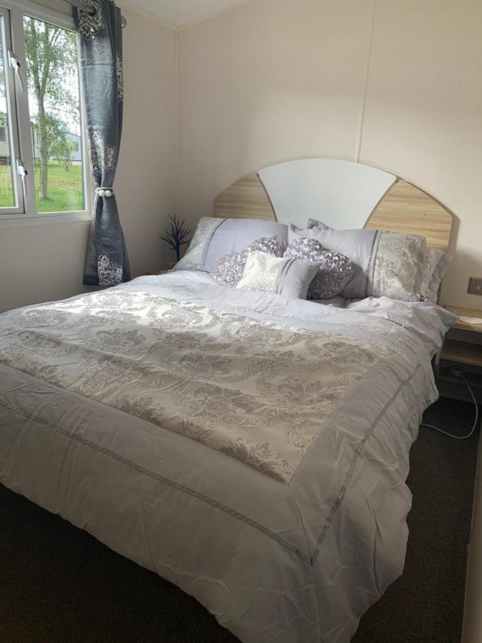 Holiday Home Breaks At Tattershall Lakes Coningsby Exterior foto